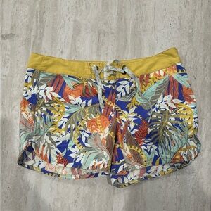 Patagonia Women’s Wavefarer Boardshorts - 5""